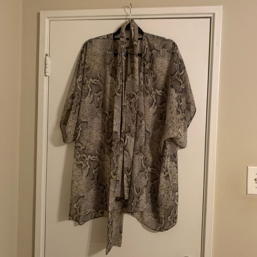 Show Me Your Mumu Kimono Wrap Top